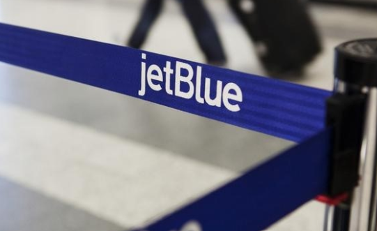 JetBlue Shares Surge Amid Strategic Revamp and Profit Boost