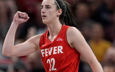 Indiana Fever’s Caitlin Clark Shines in Victory Over Phoenix Mercury, Moving Closer to Playoffs